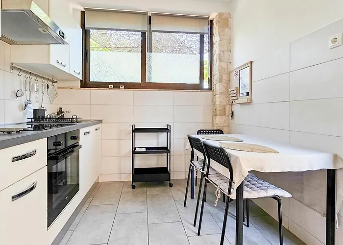 Apartman Vadnov A2 *