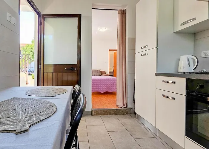 Vadnov A2 Apartman Novigrad (Istria)